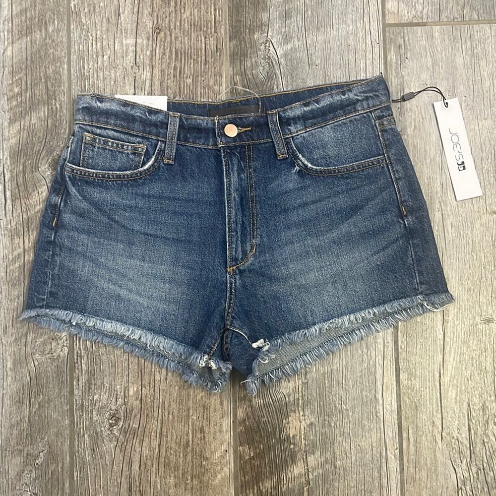 NWT JOES jean shorts medium wash frayed hem Size: 27